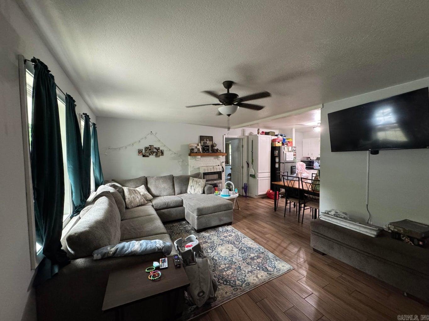 Photo 5 - Residential for sale – 32  Pine   Evening Shade, AR