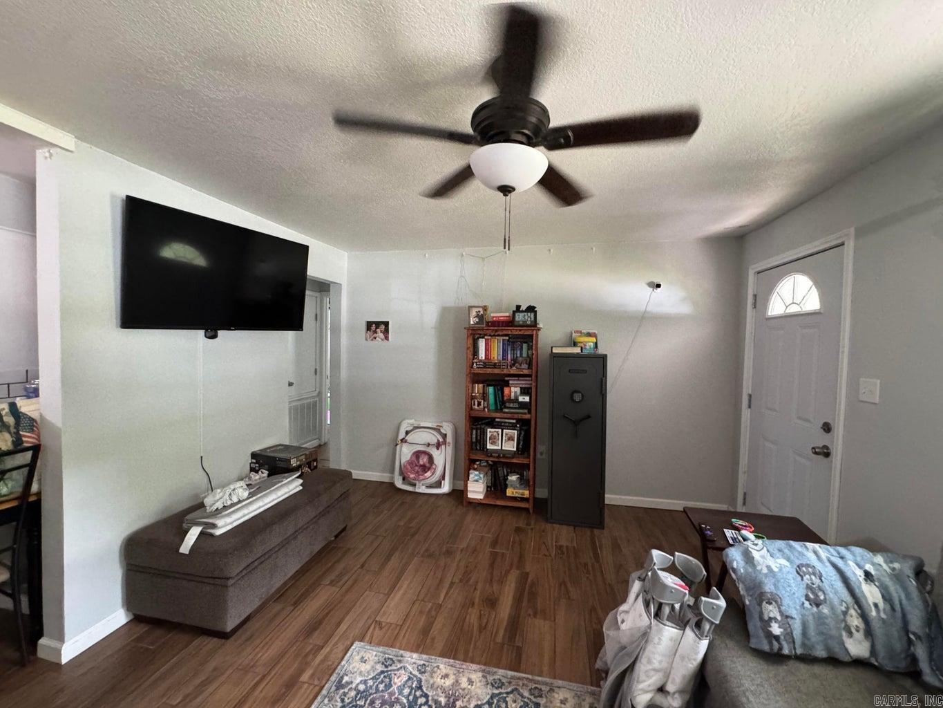 Photo 7 - Residential for sale – 32  Pine   Evening Shade, AR