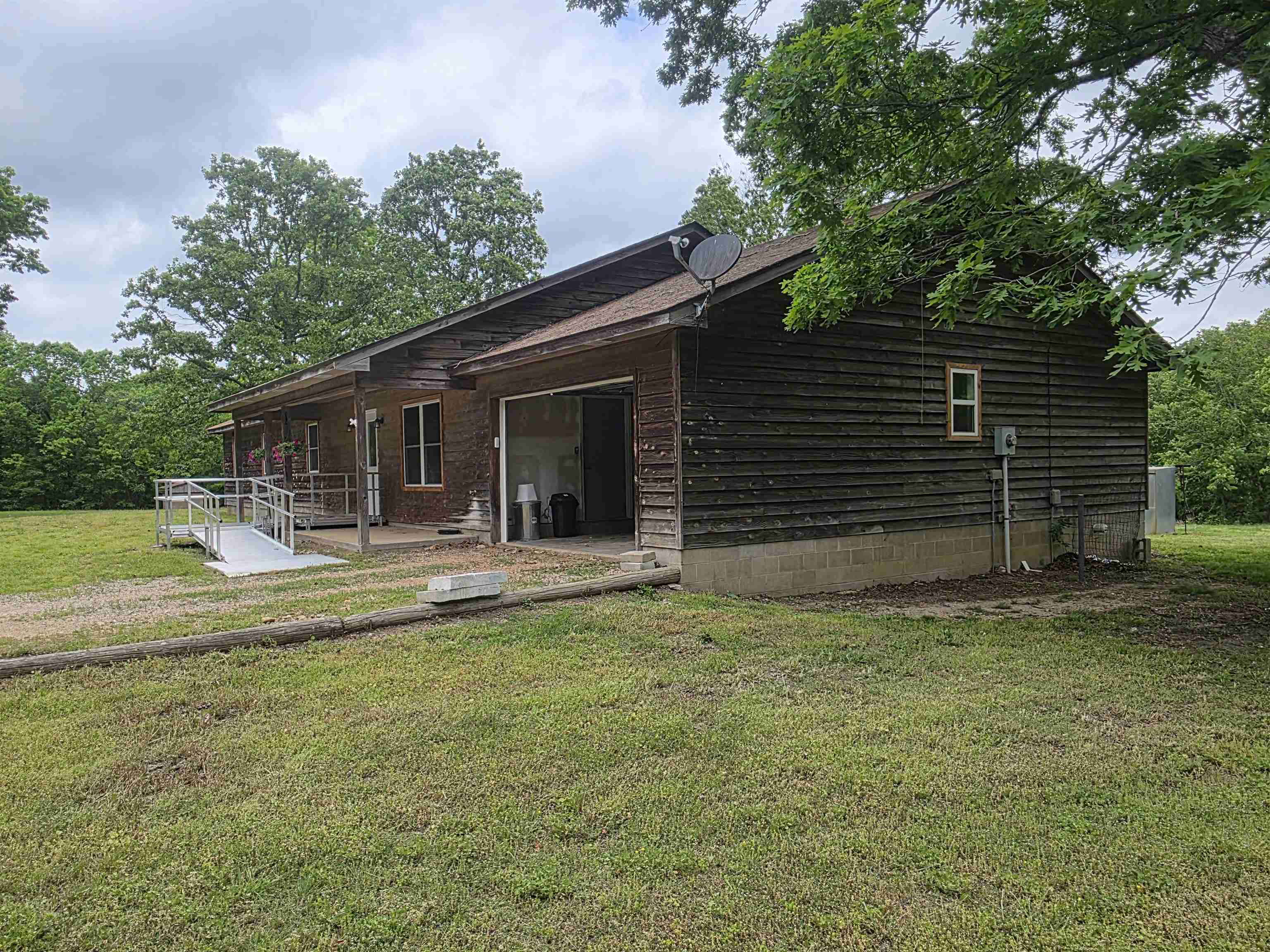 Photo 18 - Residential for sale – 406 E CC   Hardy, AR