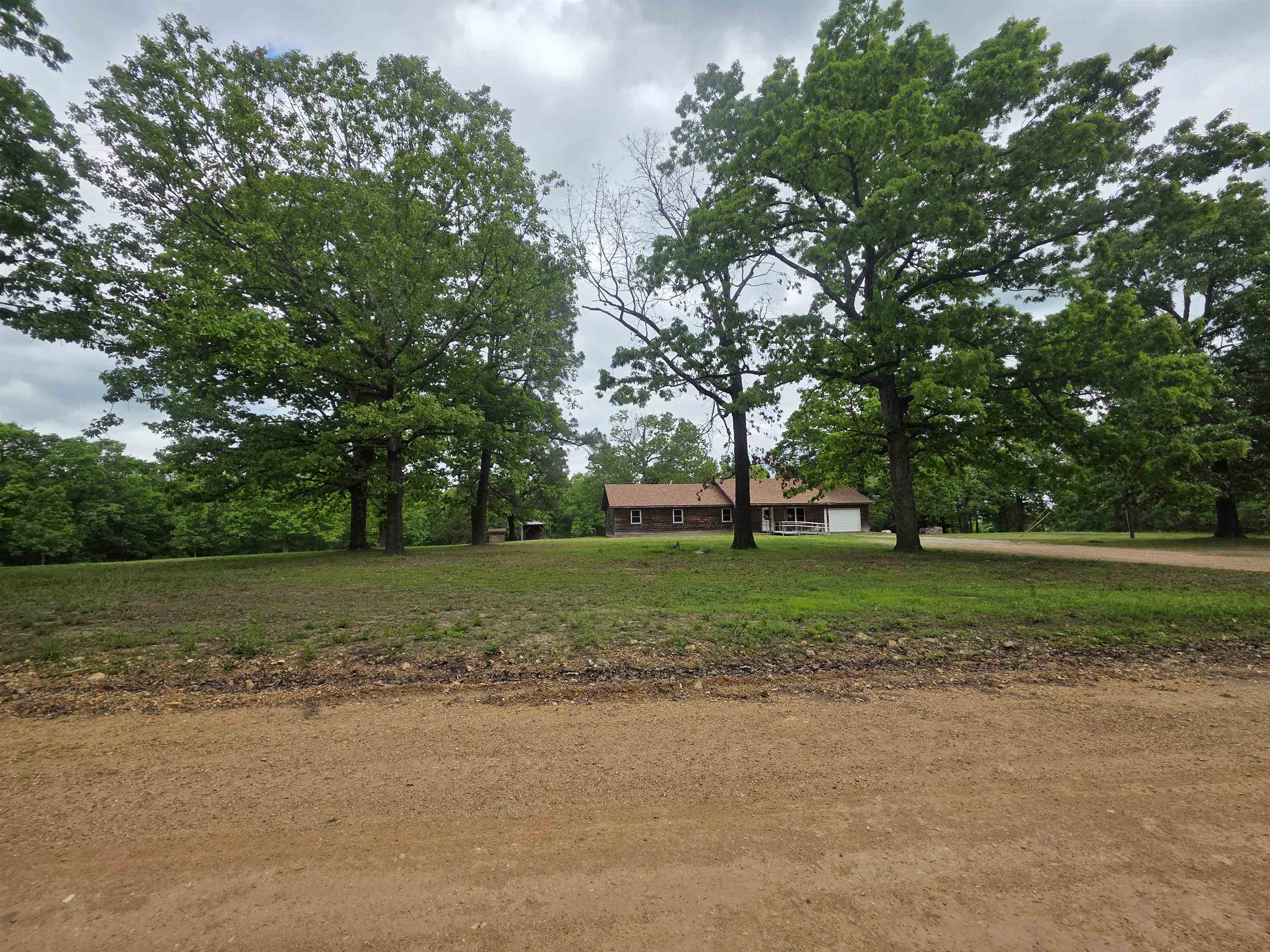 Photo 4 - Residential for sale – 406 E CC   Hardy, AR