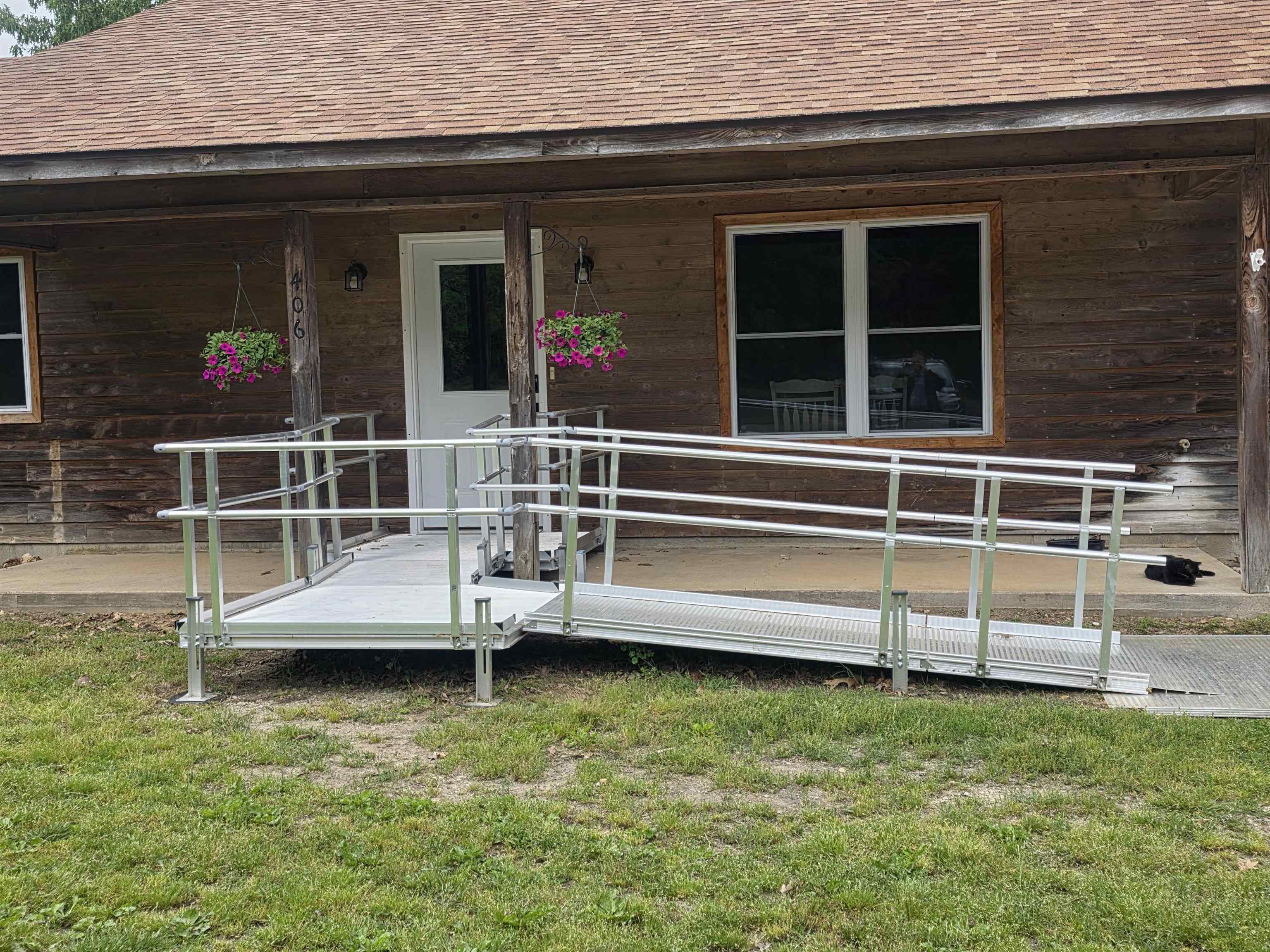 Photo 6 - Residential for sale – 406 E CC   Hardy, AR