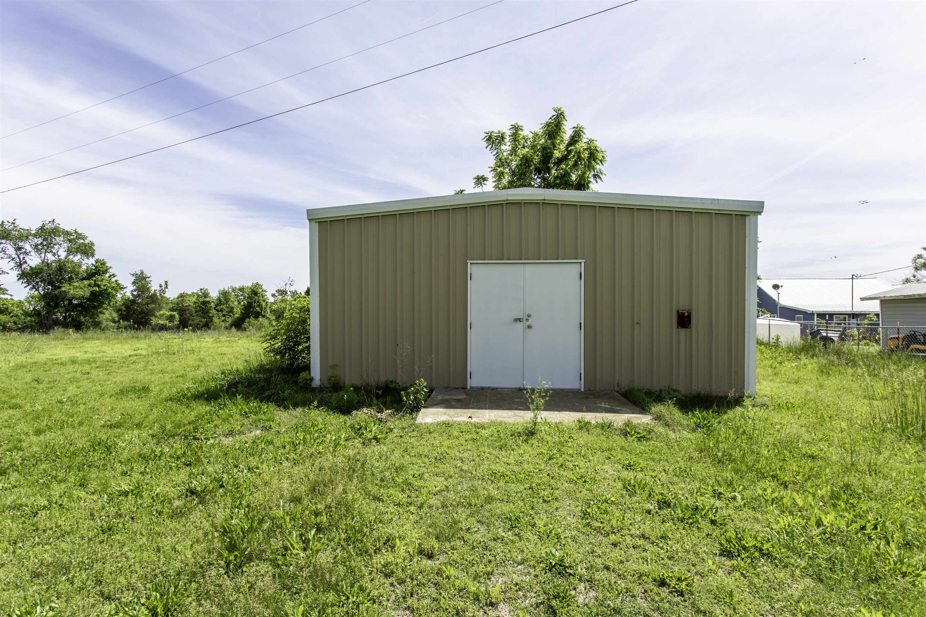 Photo 5 - Residential for sale – 101  2nd   Oxford, AR