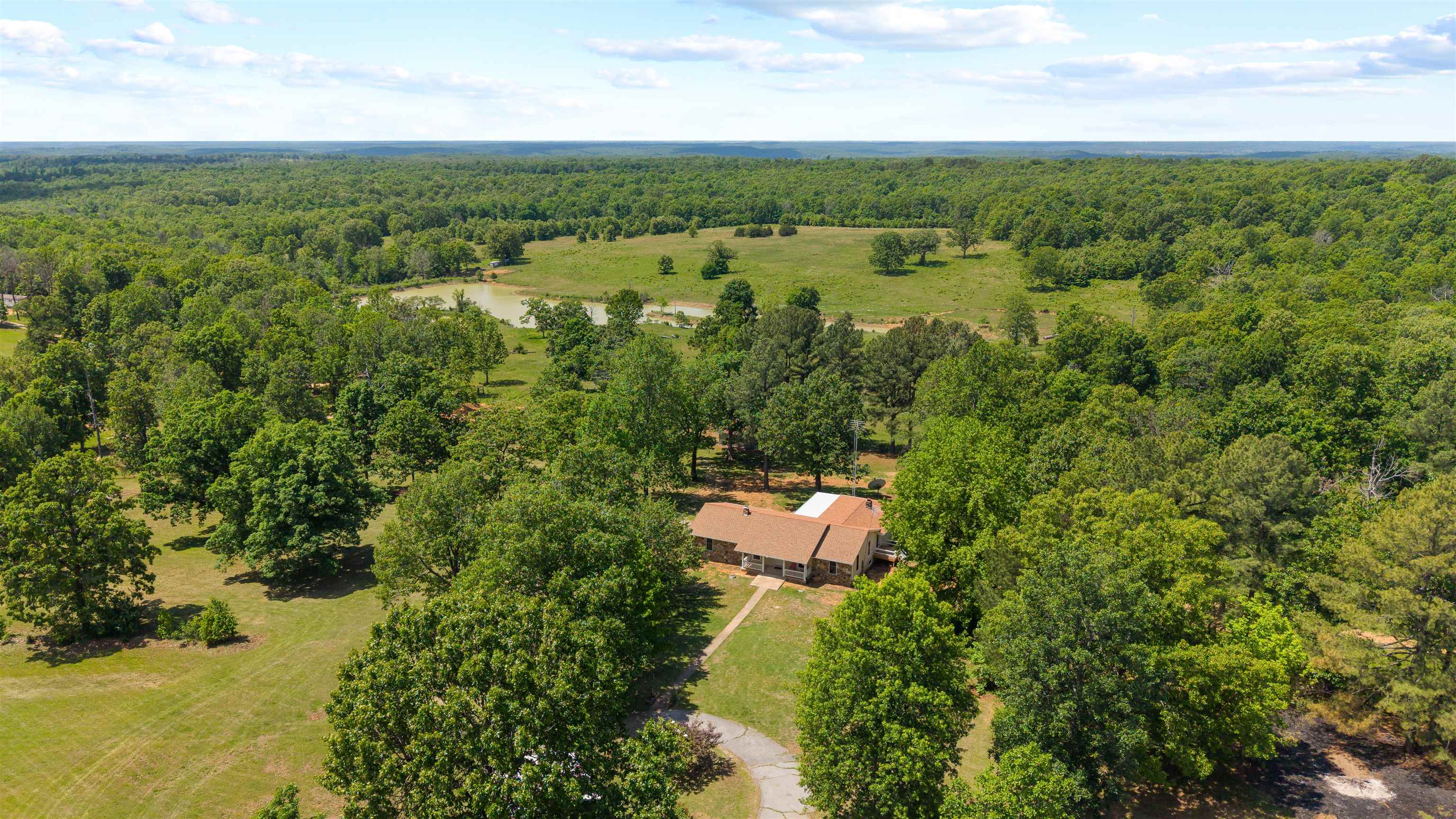 Residential for sale – 3555  Highway 167   Ash Flat, AR
