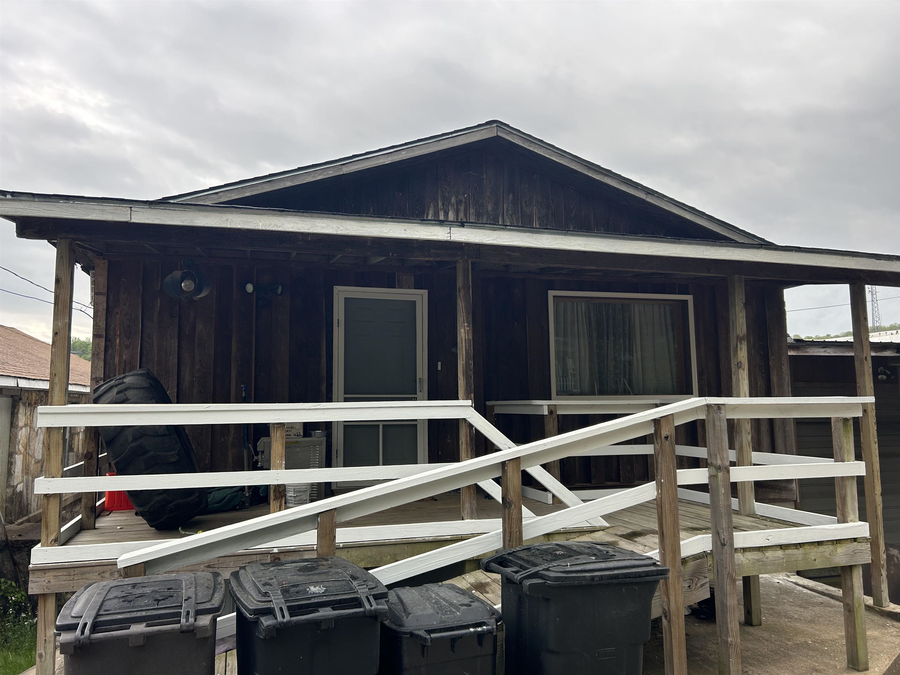 Residential for sale – 214 E Main   Hardy, AR