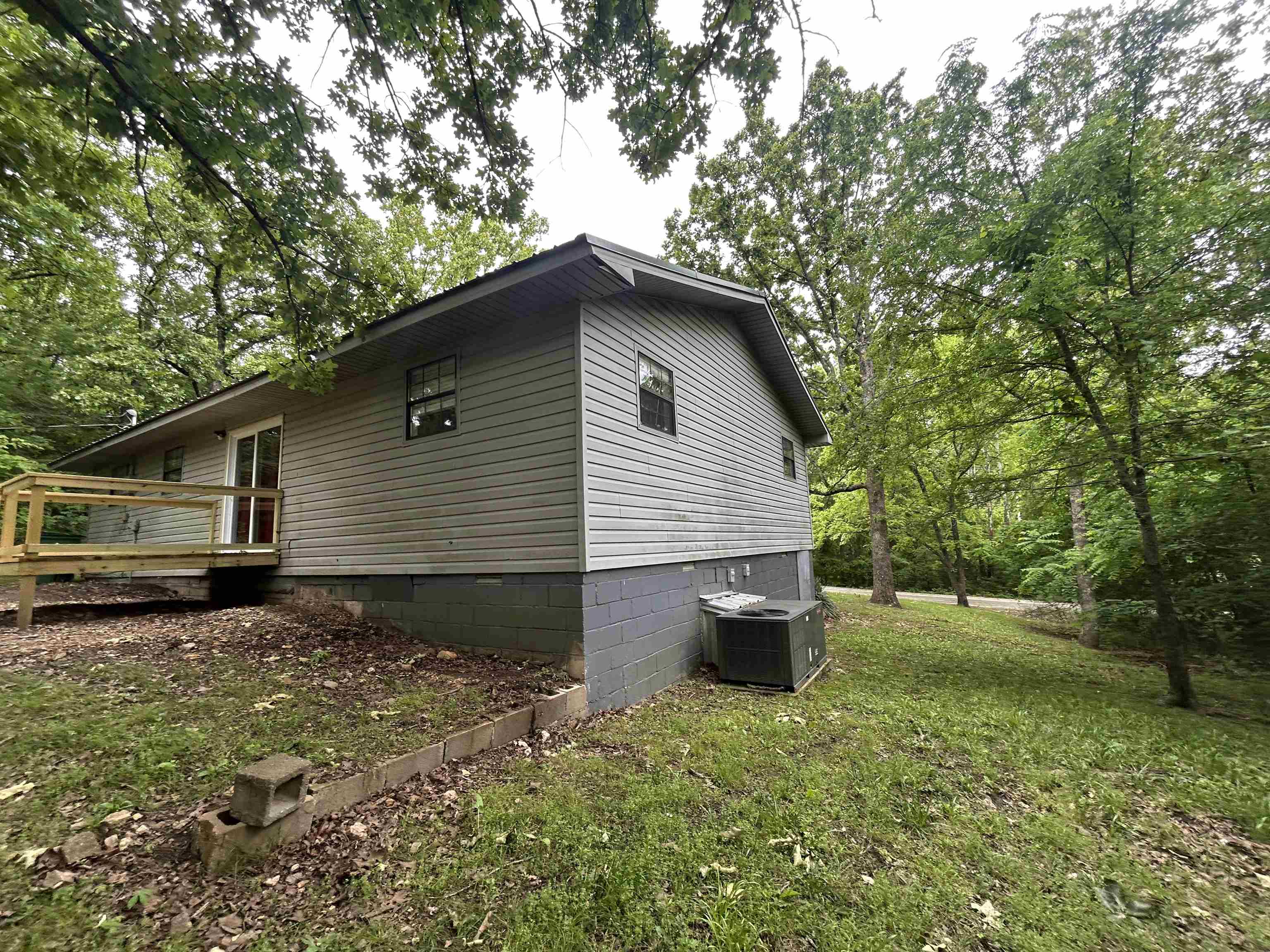 Photo 3 - Residential for sale – 1202  Jefferson City   Horseshoe Bend, AR