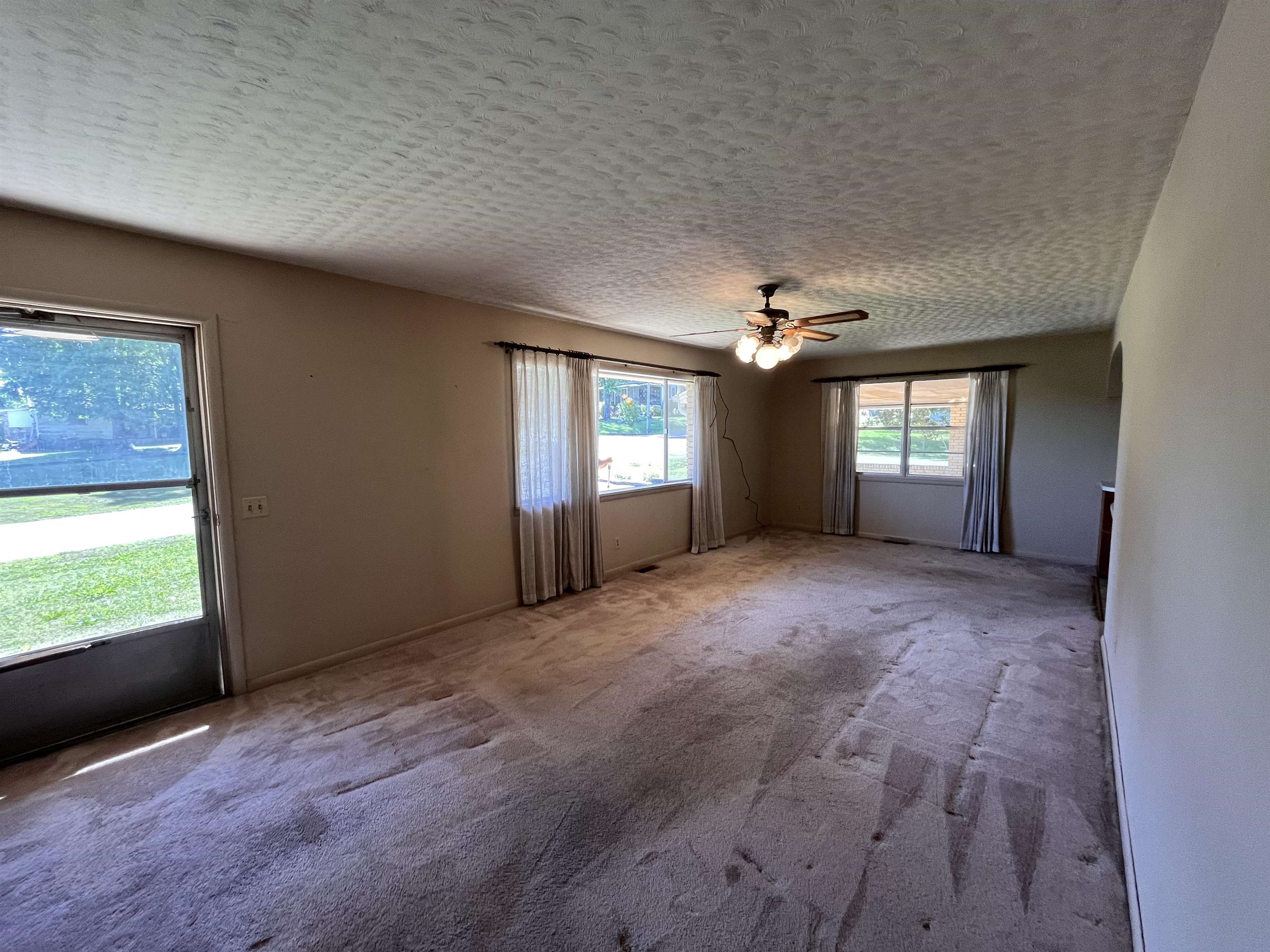 Photo 20 - Residential for sale – 275 S third   Mammoth Spring, MO