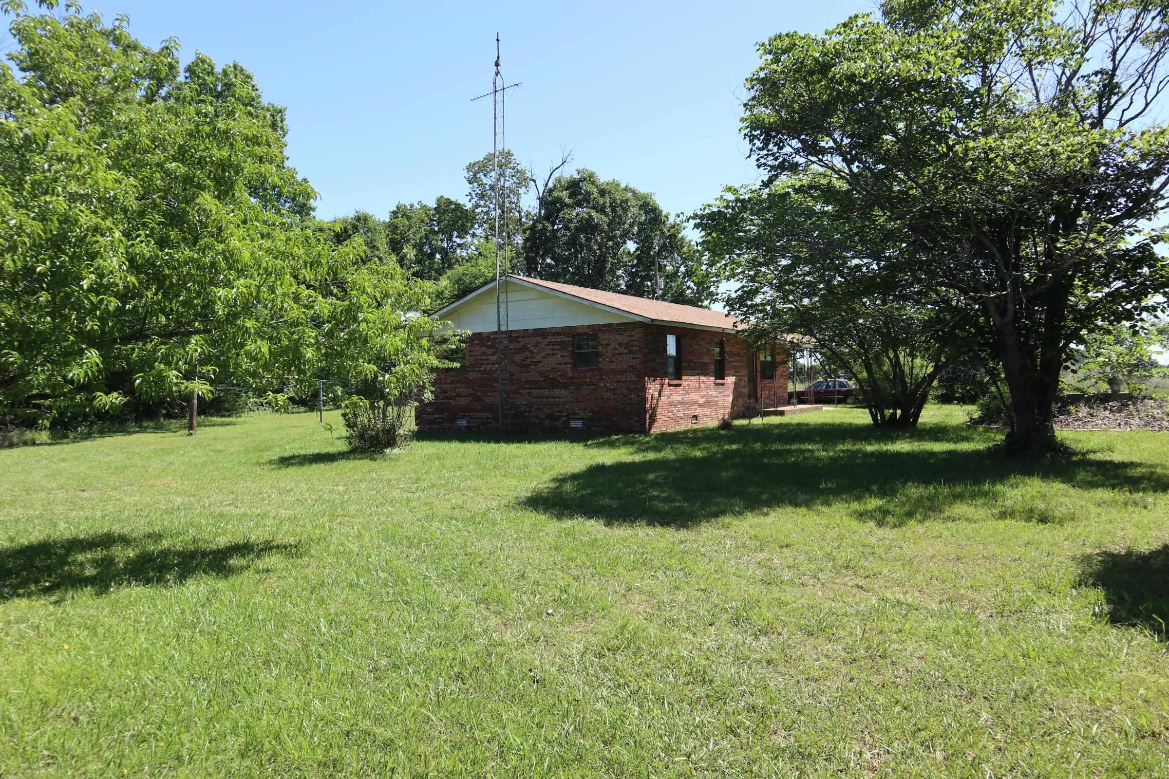 Photo 3 - Residential for sale – 3863  Browns Chapel Rd   Viola, AR