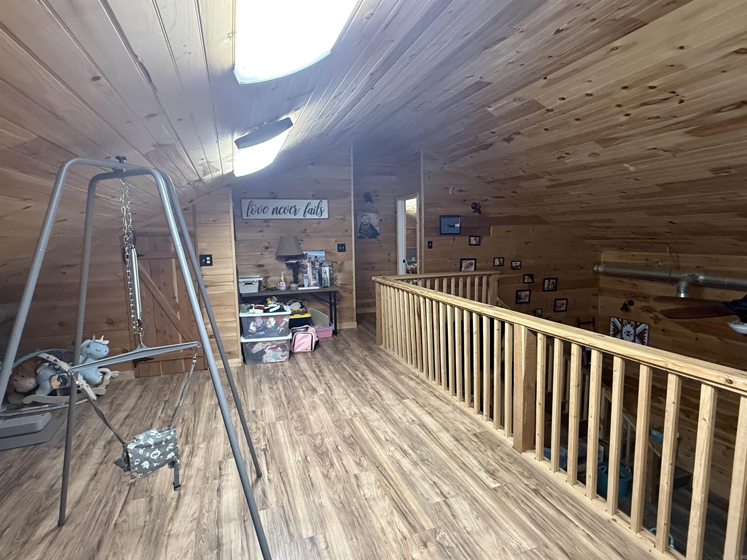 Photo 23 - Residential for sale – 105  Old River   Newark, AR