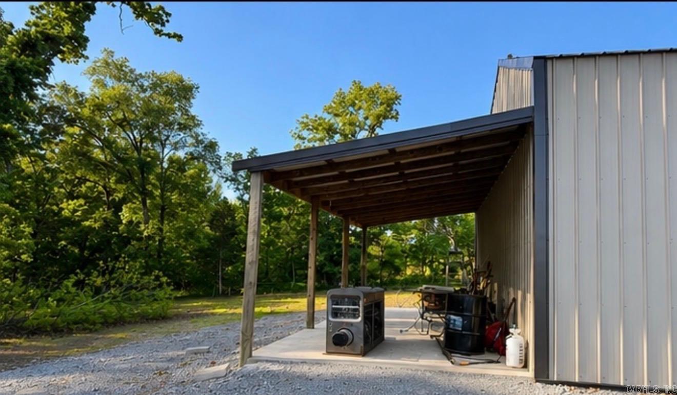 Photo 31 - Residential for sale – 105  Old River   Newark, AR