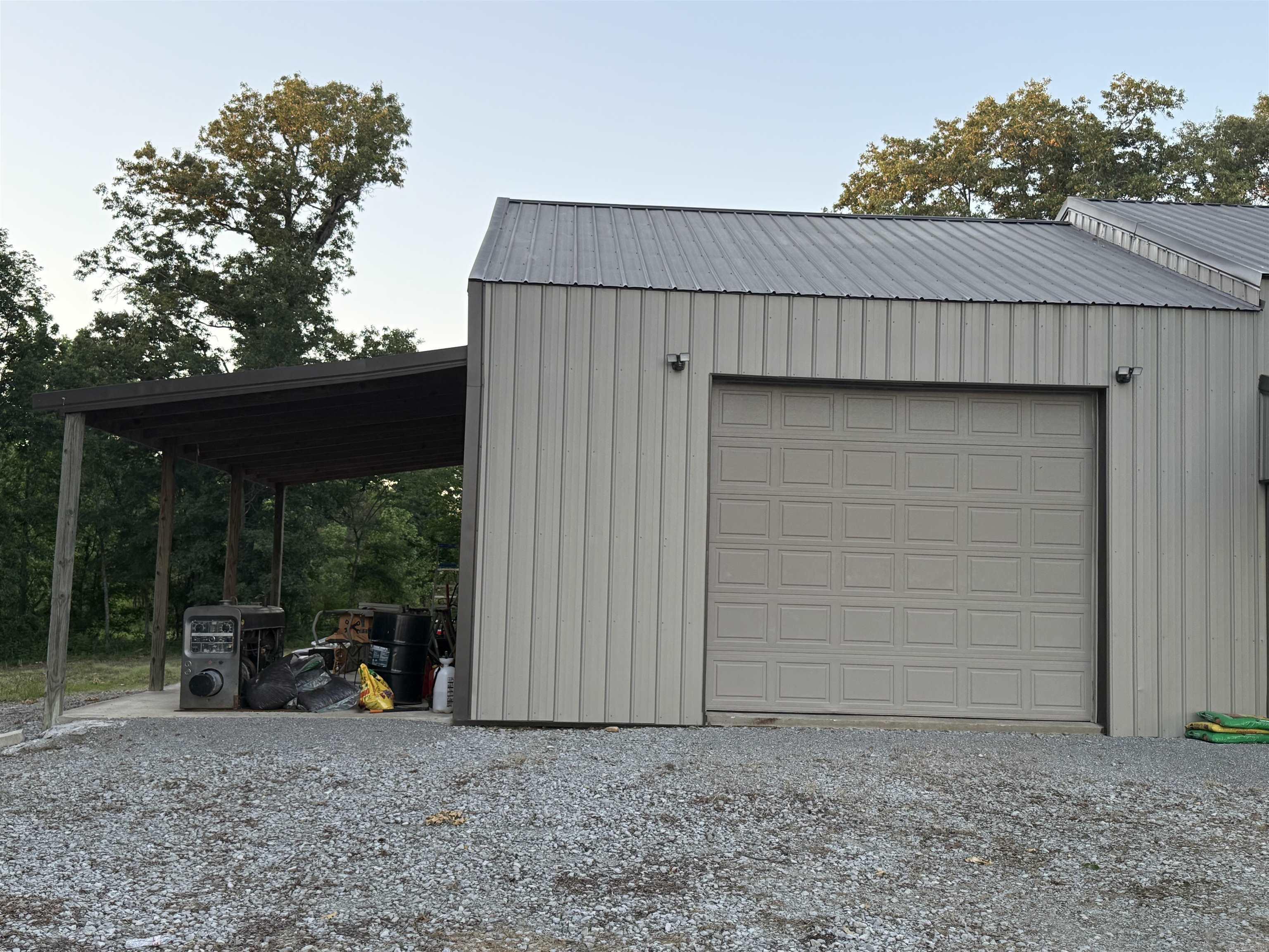 Photo 5 - Residential for sale – 105  Old River   Newark, AR