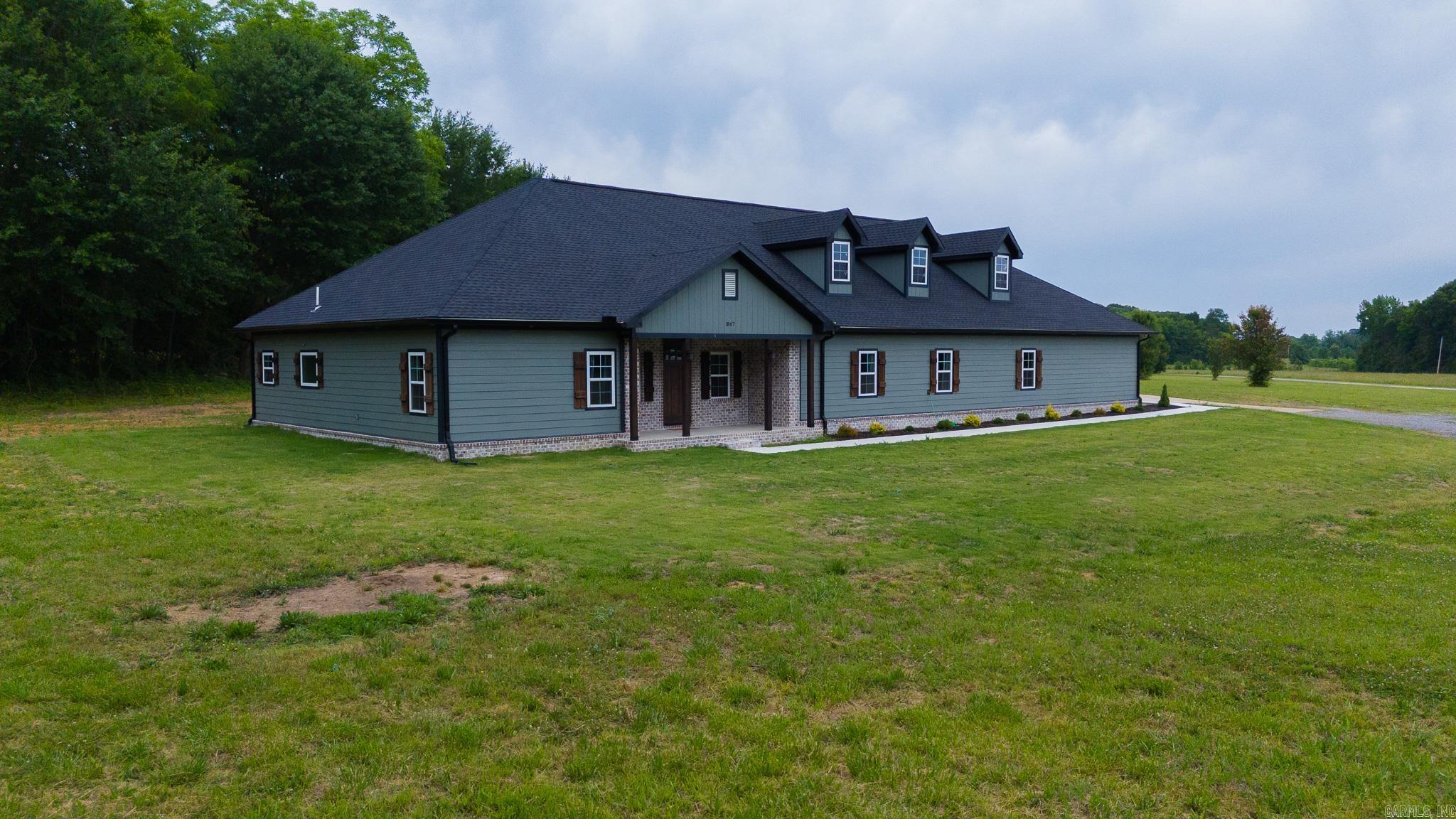Photo 2 - Residential for sale – 1867  Locust Grove Rd   Batesville, AR