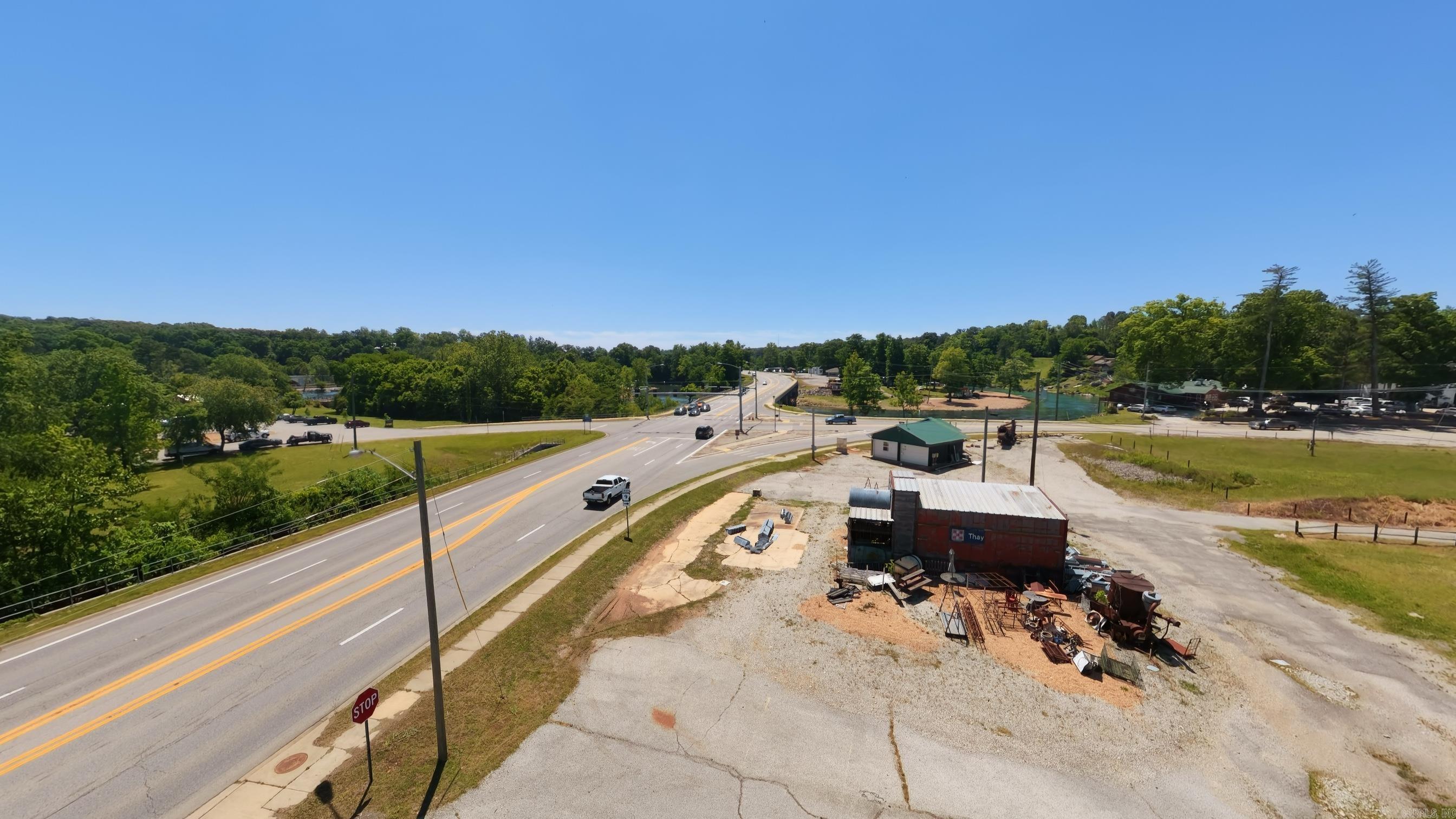 Photo 5 - Commercial / Industrial for sale – 15  Main   Mammoth Spring, AR