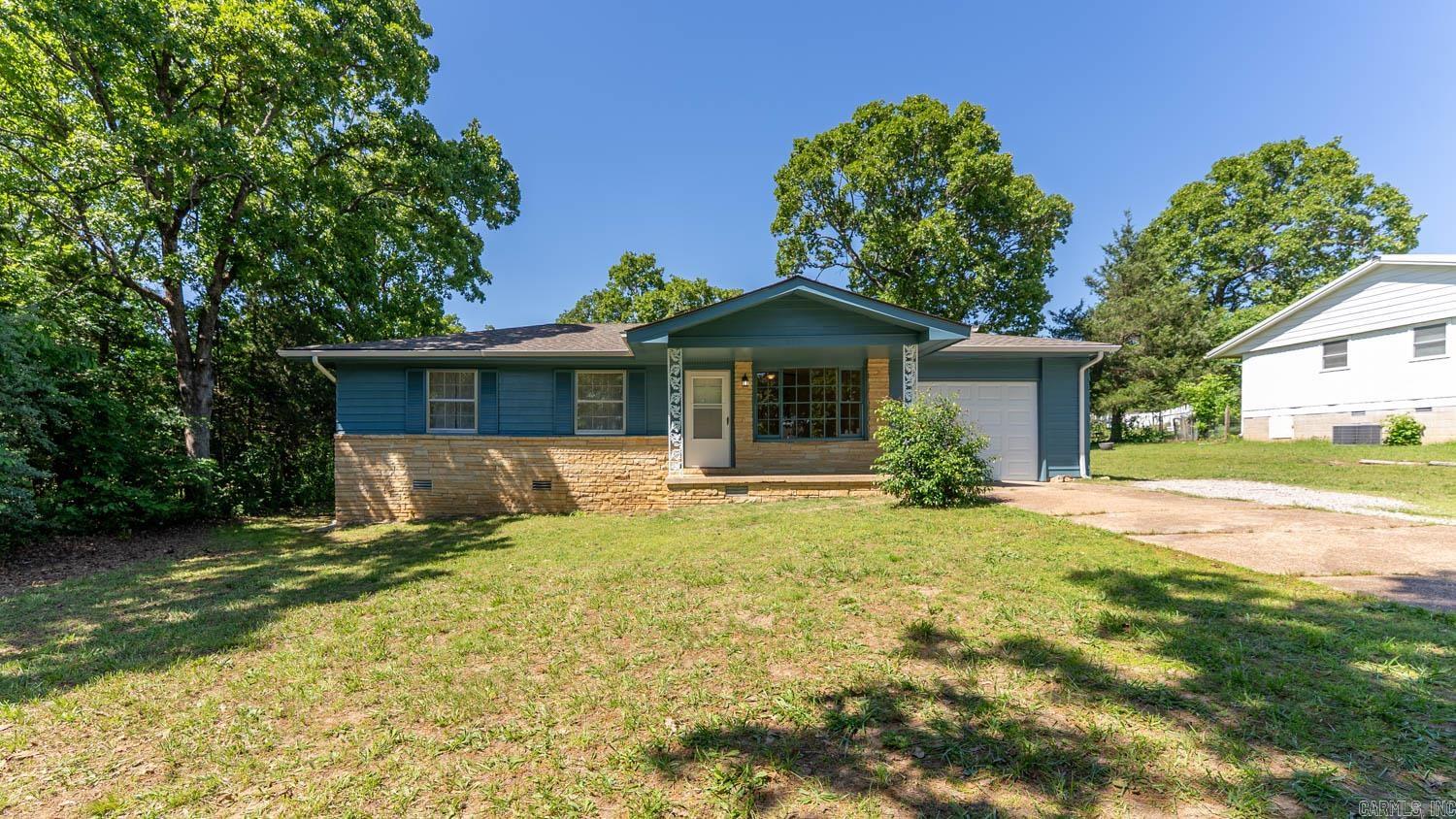 Photo 8 - Residential for sale – 908 N Manor   Horseshoe Bend, AR