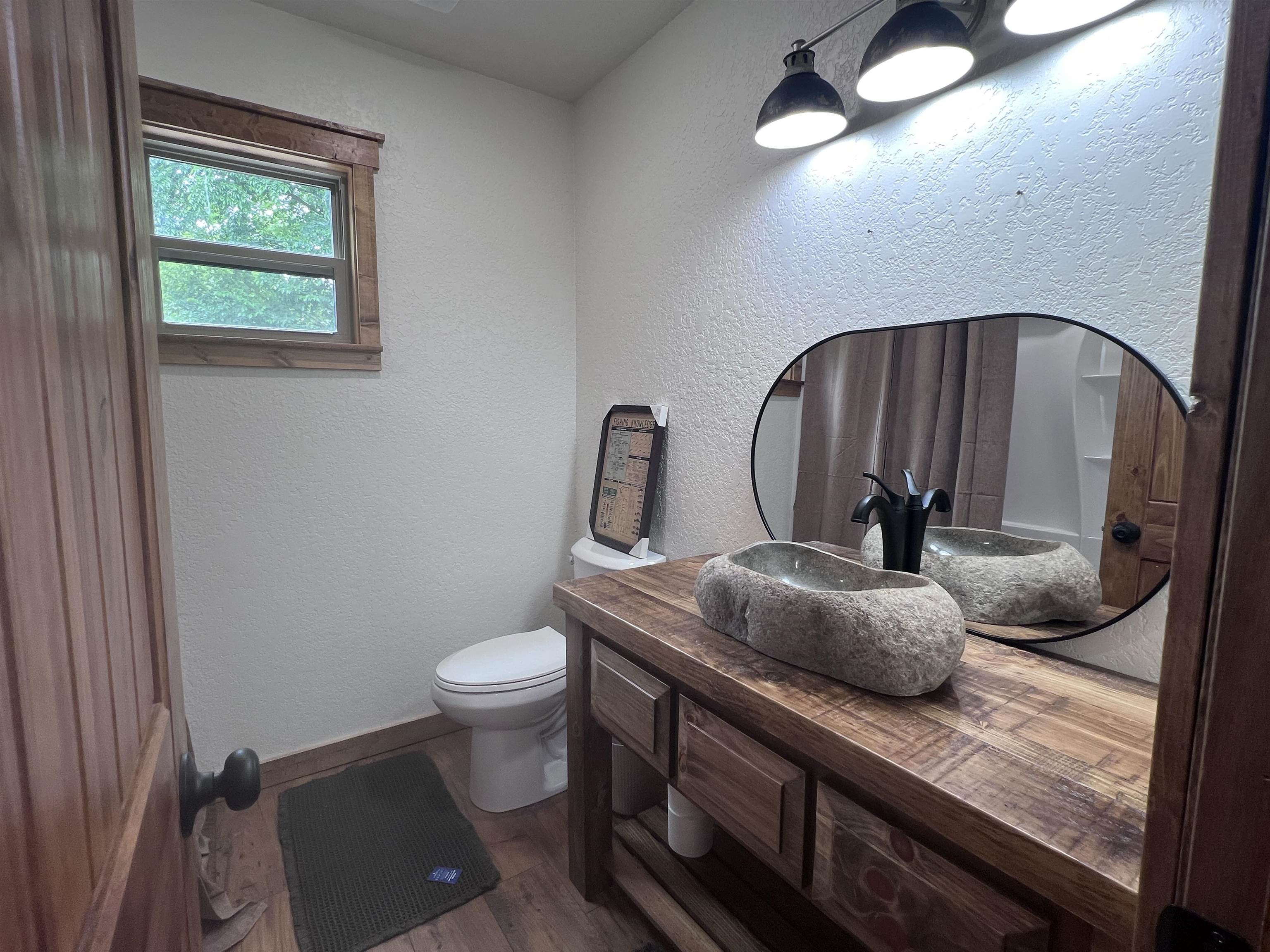 Photo 20 - Residential for sale – 2 N Riverview   Mountain View, AR