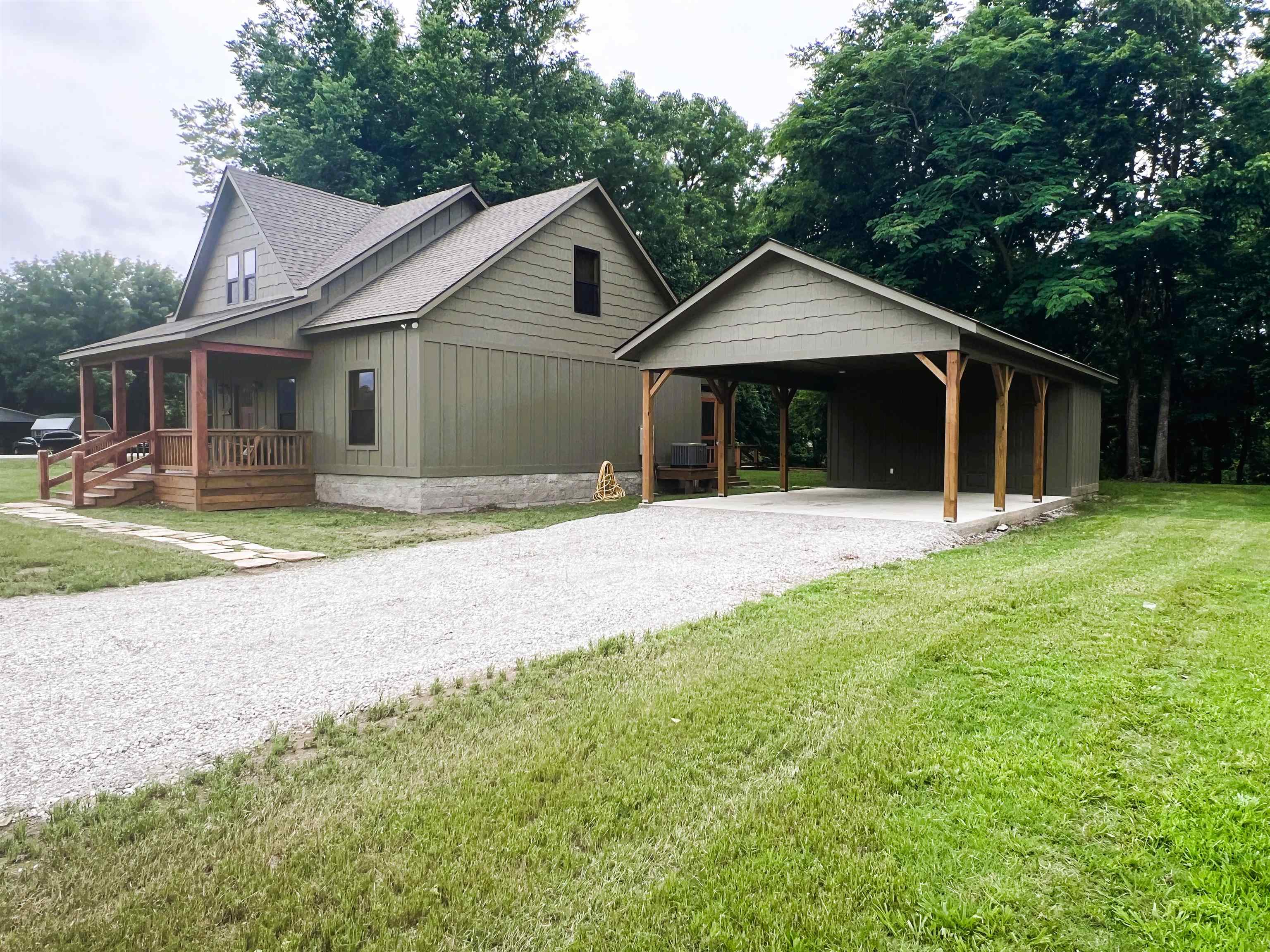 Photo 31 - Residential for sale – 2 N Riverview   Mountain View, AR