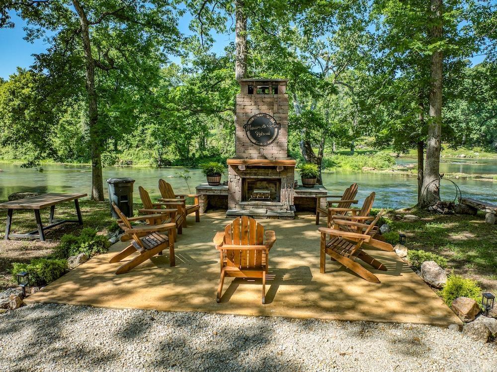 Photo 24 - Residential for sale – 99  Highway 63 South   Mammoth Spring, AR