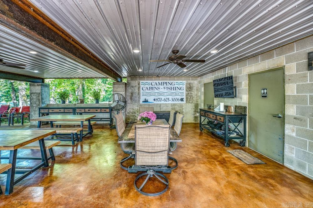 Photo 32 - Residential for sale – 99  Highway 63 South   Mammoth Spring, AR