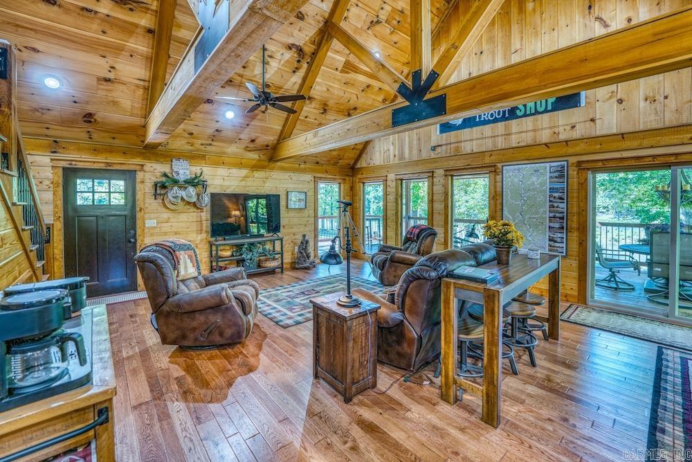 Photo 5 - Residential for sale – 99  Highway 63 South   Mammoth Spring, AR
