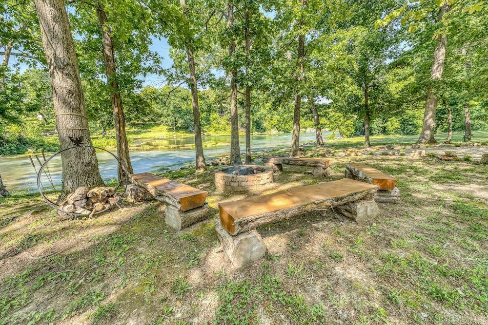 Photo 9 - Residential for sale – 99  Highway 63 South   Mammoth Spring, AR