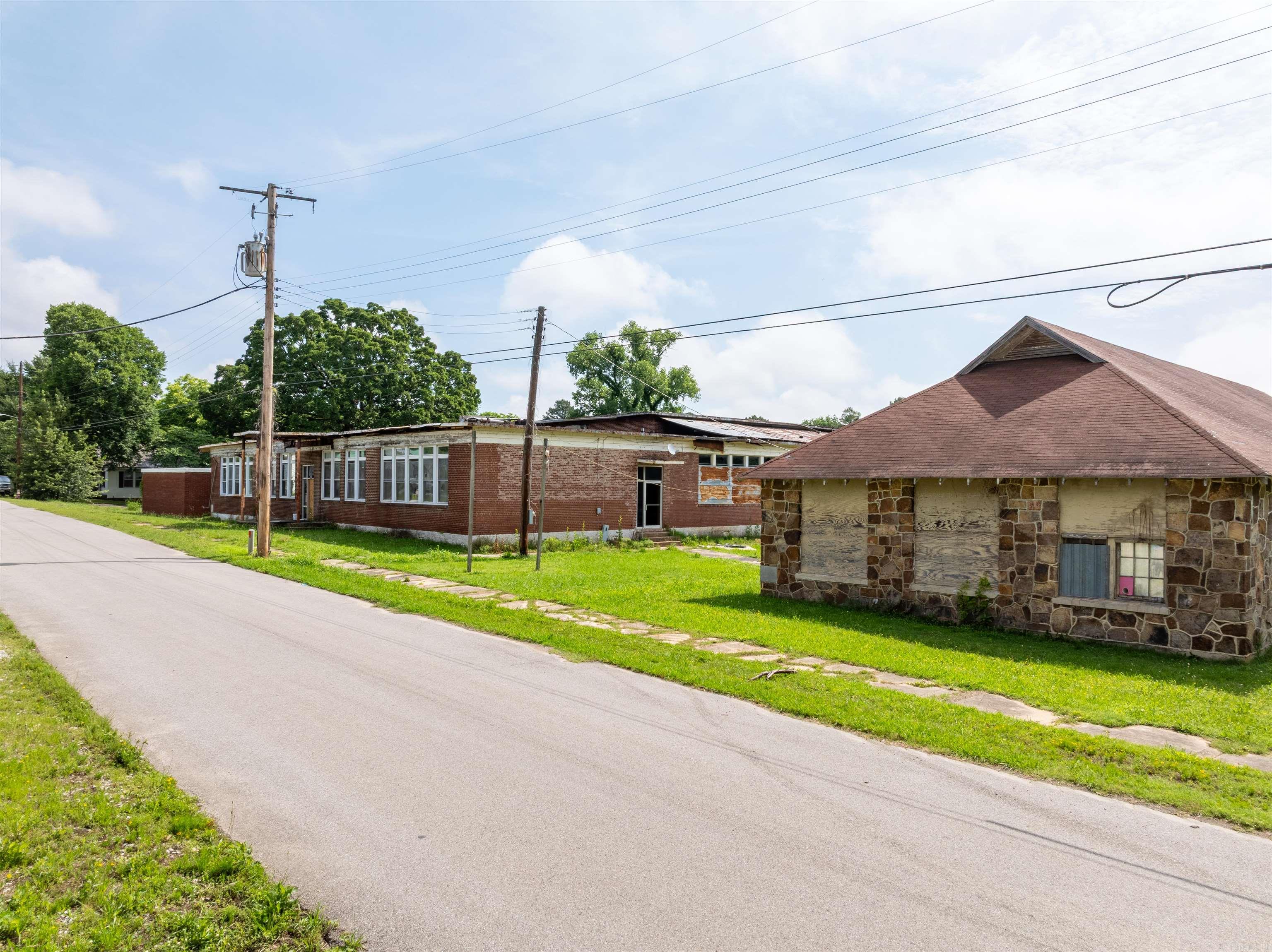 Photo 16 - Commercial / Industrial for sale – 450  College   Newark, AR