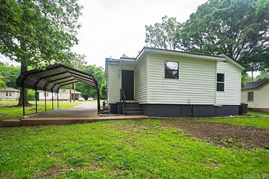 Photo 13 - Residential for sale – 2058  Maple   Batesville, AR
