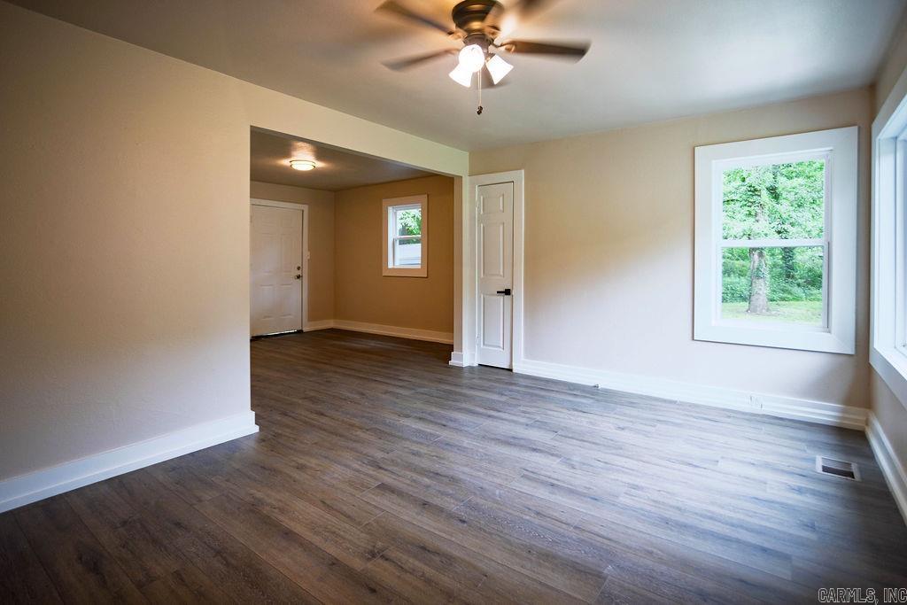 Photo 3 - Residential for sale – 2058  Maple   Batesville, AR