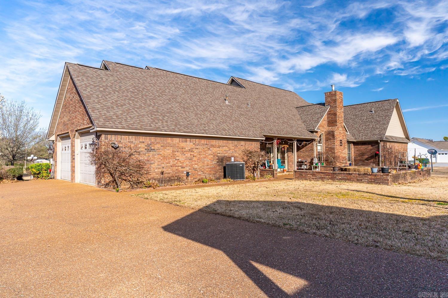 Photo 39 - Residential for sale – 1300 N Locust   Newark, AR