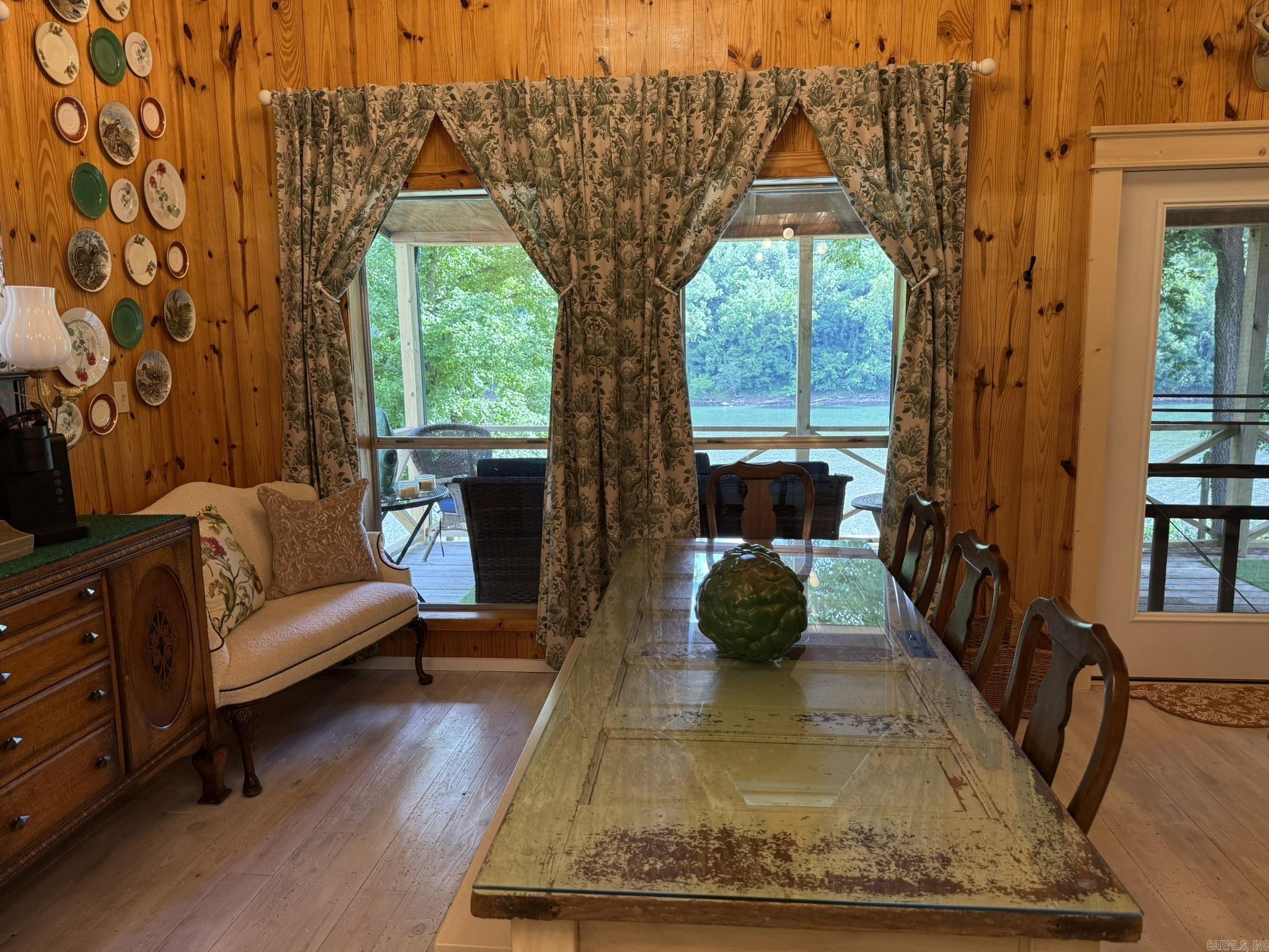 Photo 10 - Residential for sale – 76 W Cool Water Retreat   Mountain View, AR