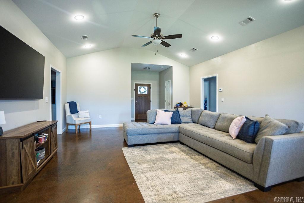 Photo 7 - Residential for sale – 120  Sarah Grace   Southside, AR