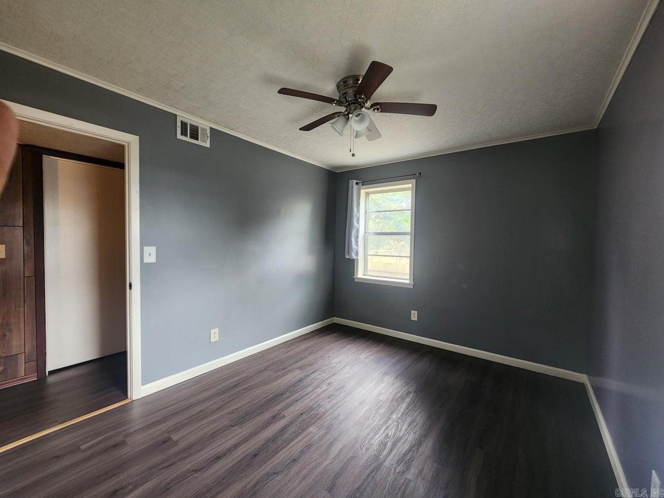 Photo 8 - Residential for sale – 355 W Morrow   Batesville, AR